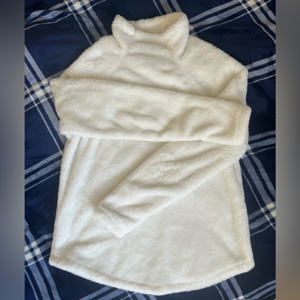 Target Long Sleeve Women’s Cozy Top M